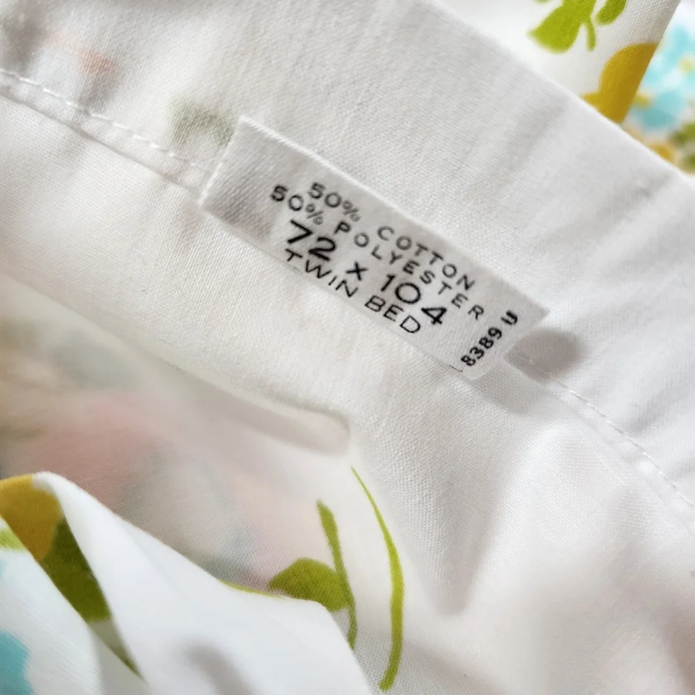 VINTAGE Retro 3pc Bedding 2 Floral Fitted Sheet 1 Top Sheet Twin